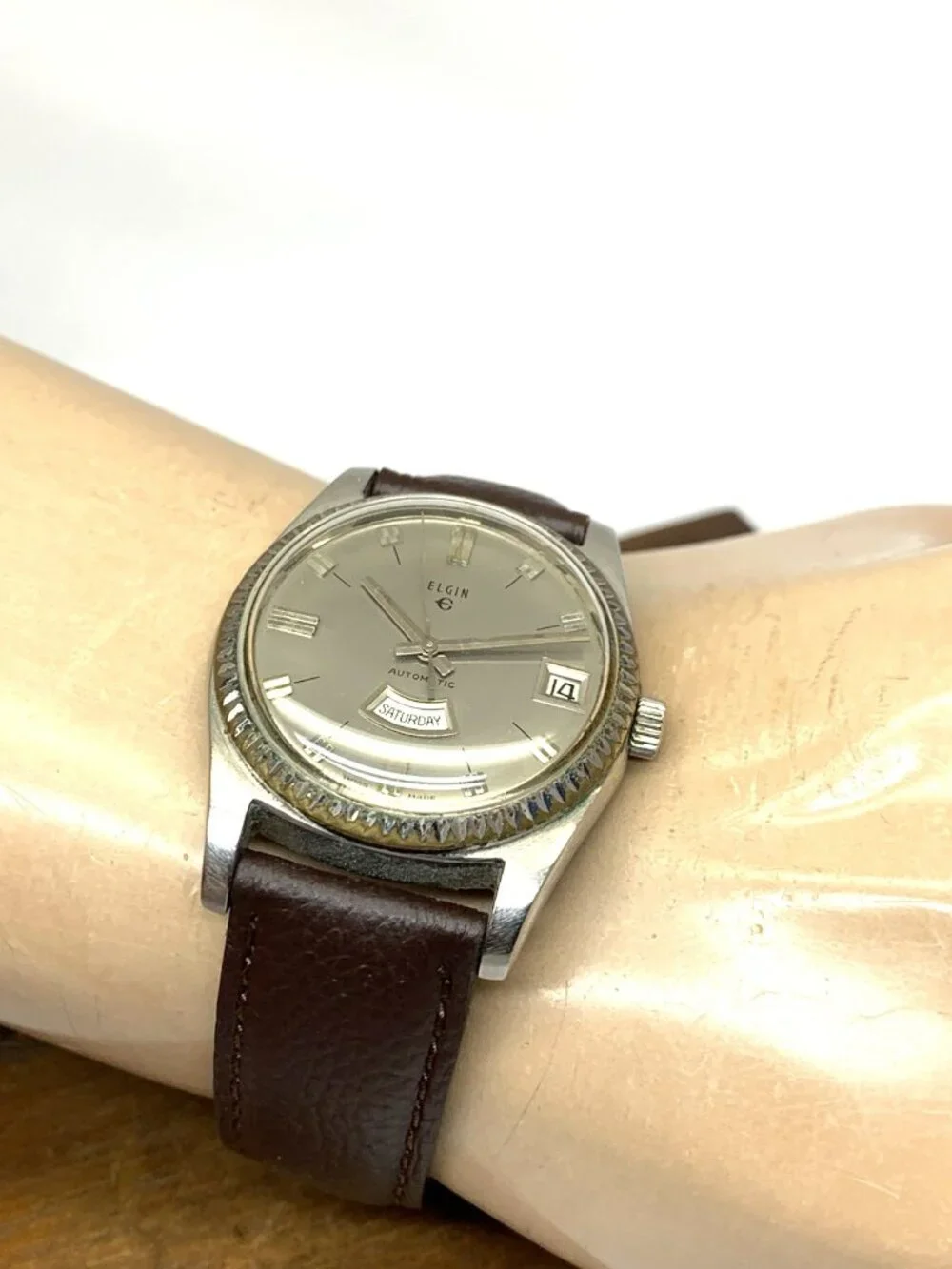 Elgin men watch